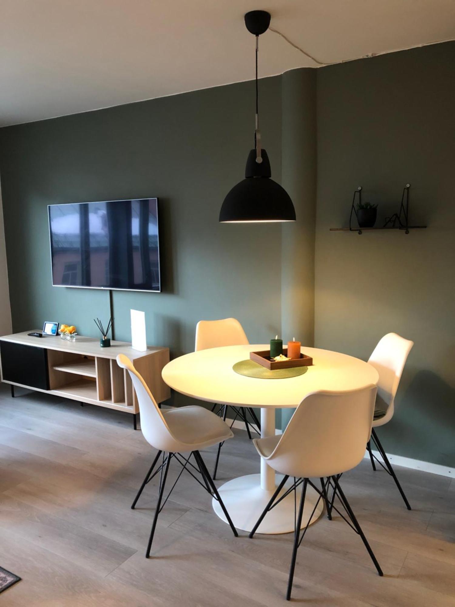 Leilighet Flott Midt I Sentrum Med 5 Voksne Sengeplasser Tromsø