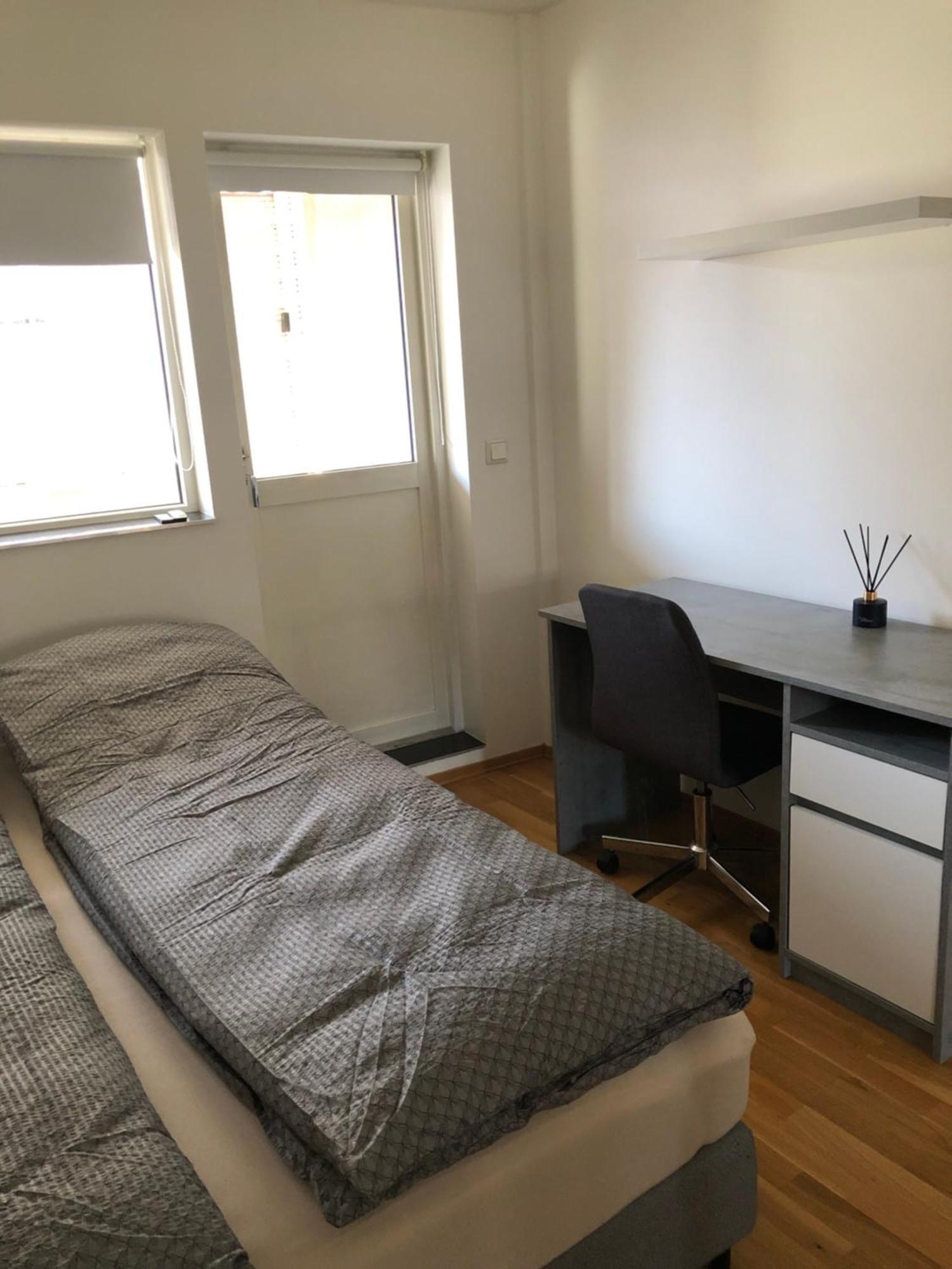 Leilighet Flott Midt I Sentrum Med 5 Voksne Sengeplasser Tromsø